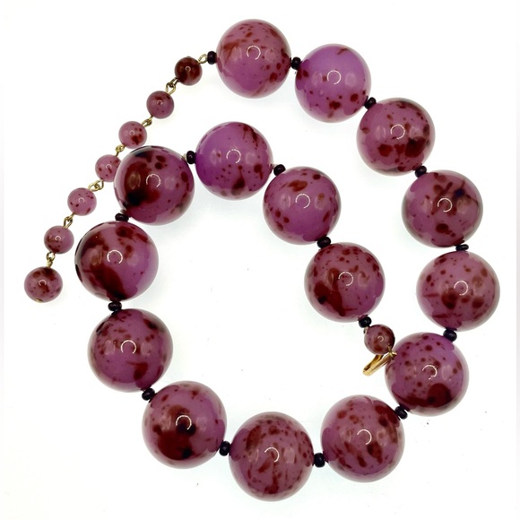 Vintage Lilac Speckled Lucite Beaded Necklace Mid Century Chunky Retro Statement - Picture 9 of 9